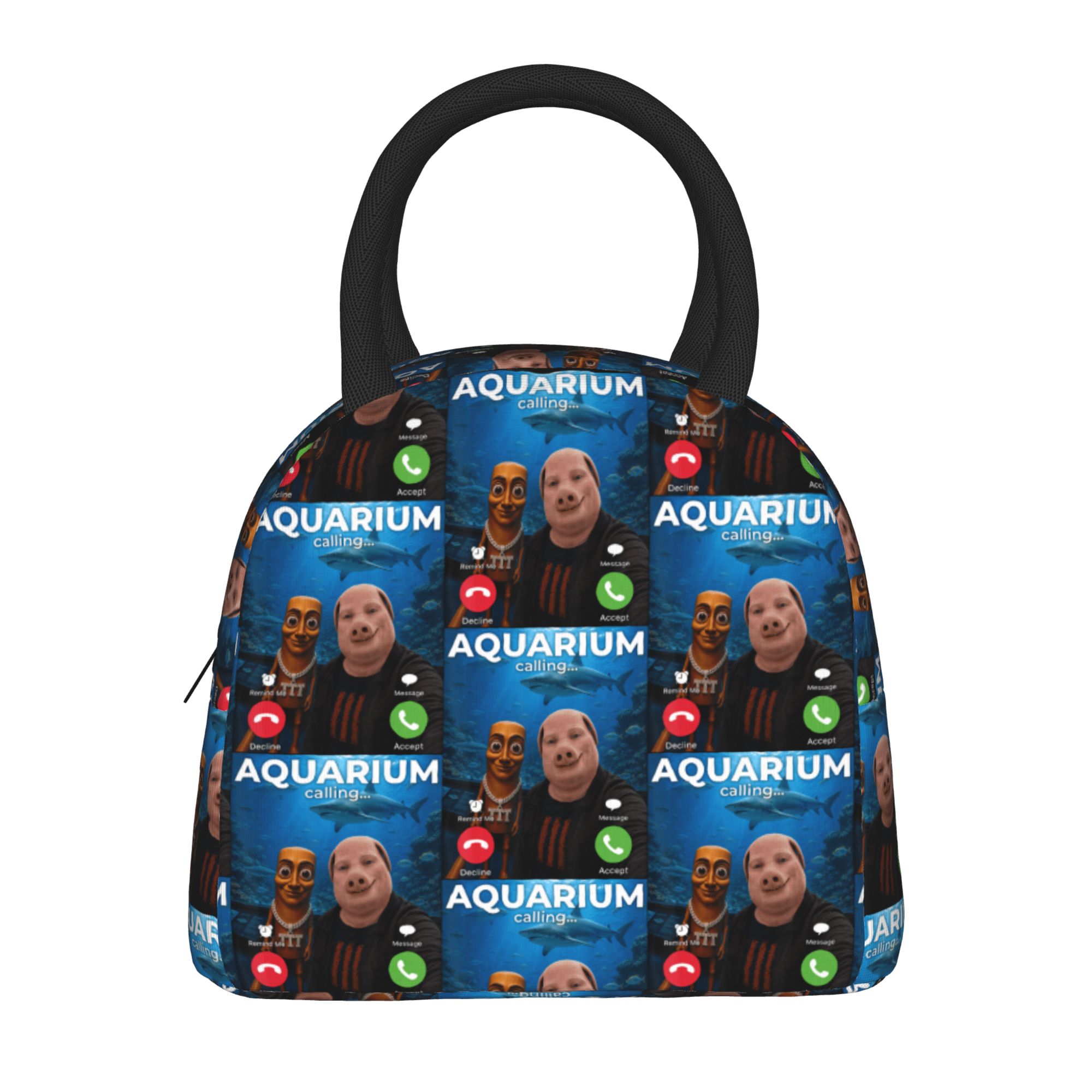 Outdoor Adventure Girl - Aventura en el Acuario de Tiburones